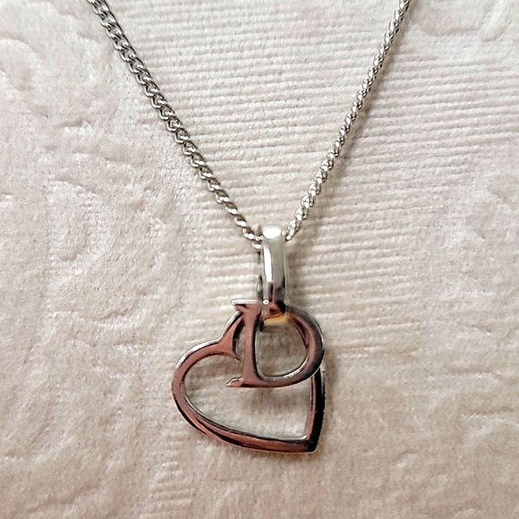 DIOR OPEN HEART D NECKLACE SILVER - Picture 2 of 4